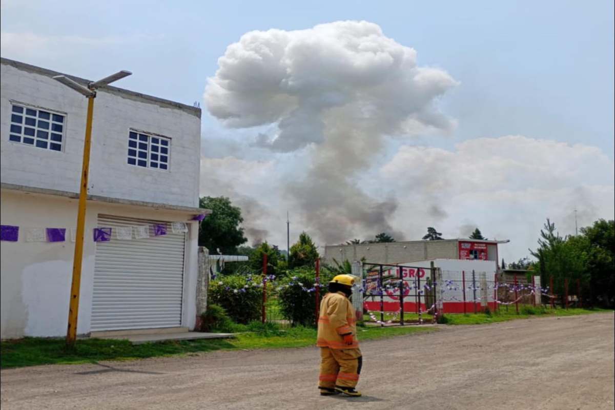Explosión en polvorín deja un muerto y nueve lesionados en Tultepec, Estado de México