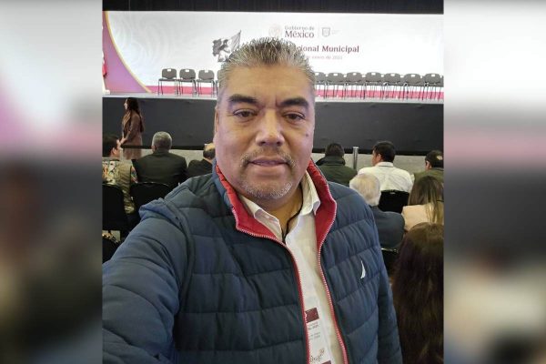 Isaías Rojas, presidente municipal de Metlatónoc, en el encuentro municipal