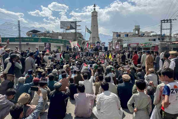 Manifestaciones en Irán contra los ataques de Israel