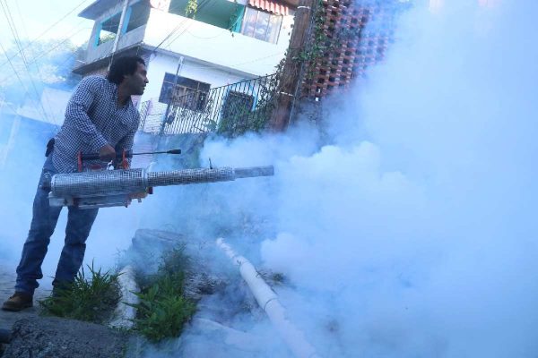 Nebulizaciones para combatir el dengue en México