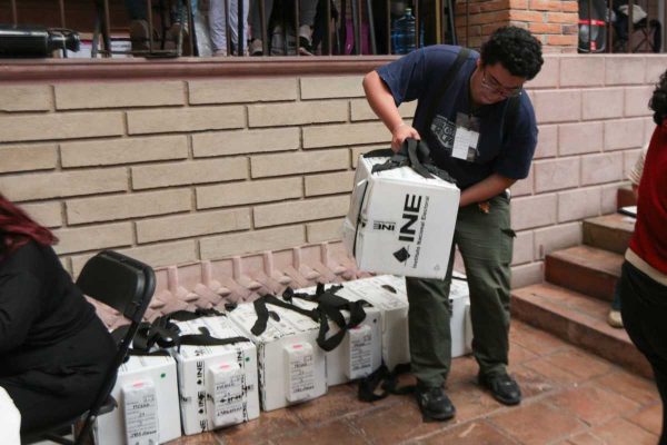 “No me arrepiento de ninguno de mis clientes” afirma la exabogada de El Chapo tras ganar la elección 