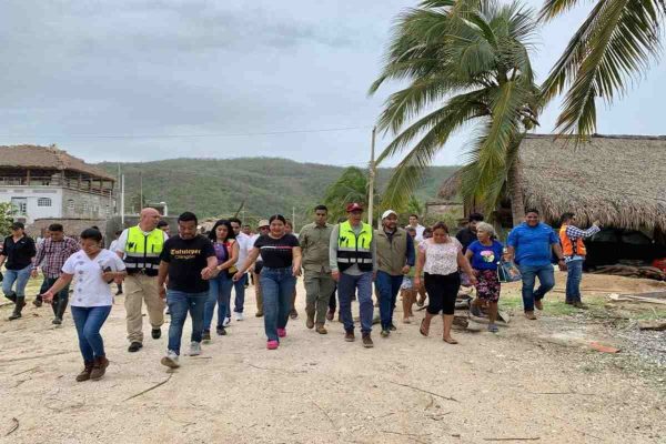 Piden declarar zona de emergencia a Villa Tututepec, Oaxaca, tras huracán Erick