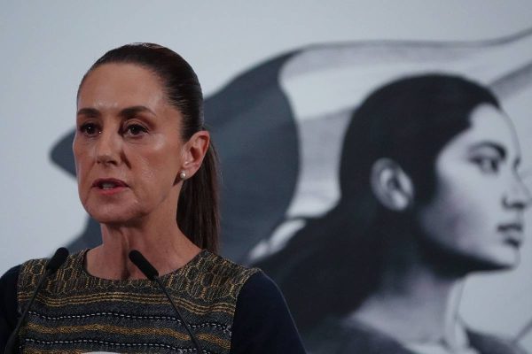 Policías de Chiapas que ingresaron a Guatemala tras persecución deben ser sancionados: Sheinbaum
