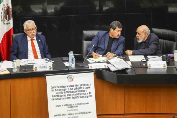 Senado aprueban Ley de Telecomunicaciones 