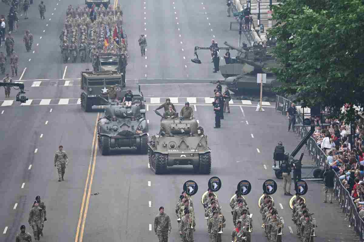 desfile militar cumpleaños trump