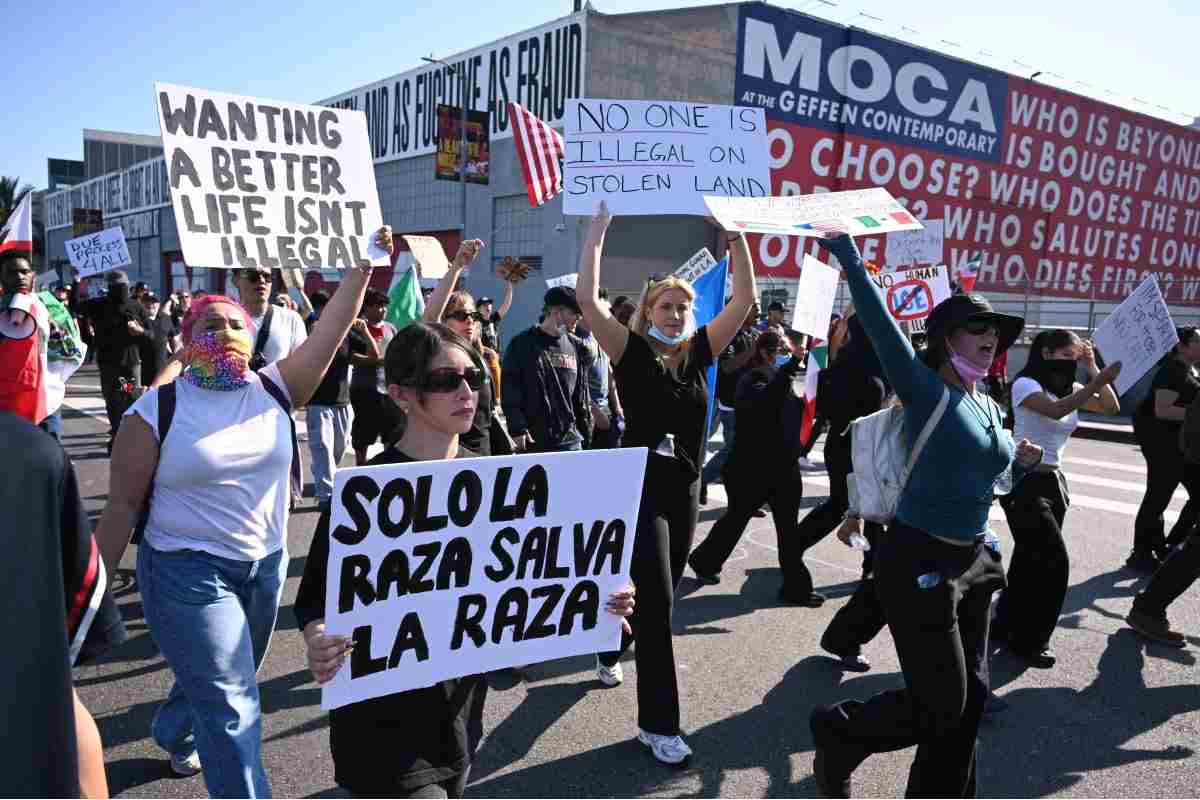200 marines llegan a Los Ángeles en medio de protestas contra redadas migrantes