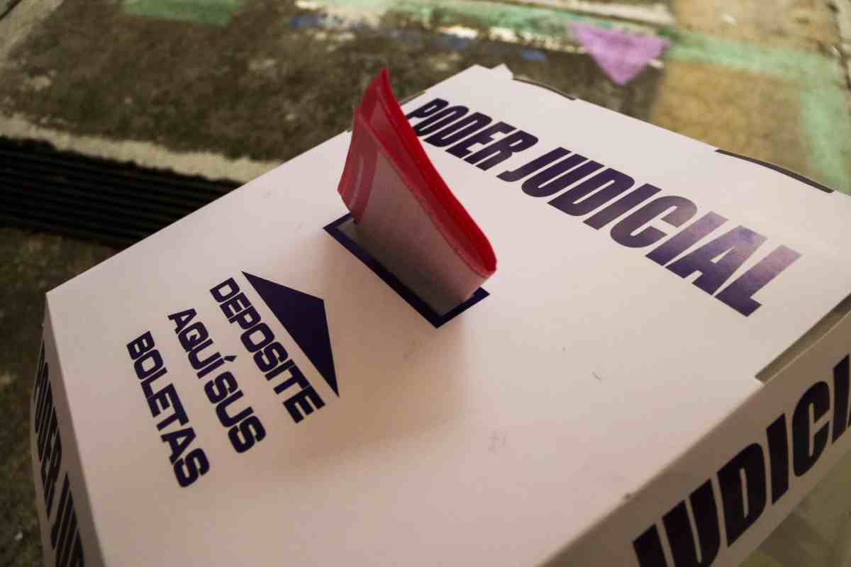elección judicial urnas votos