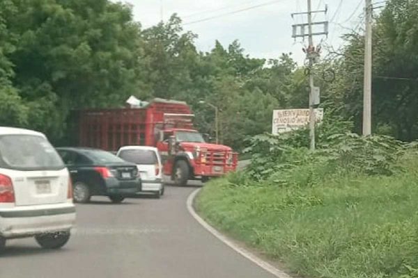 Se registran bloqueos en Tierra Caliente, en Michoacán, tras captura de presunto líder criminal