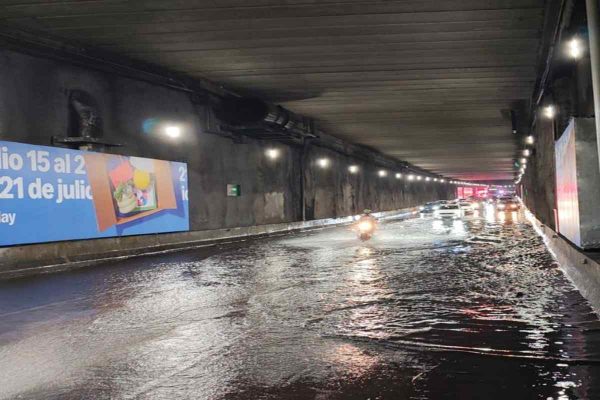 CDMX activa alerta amarilla y naranja por lluvias fuertes en todas las alcaldías