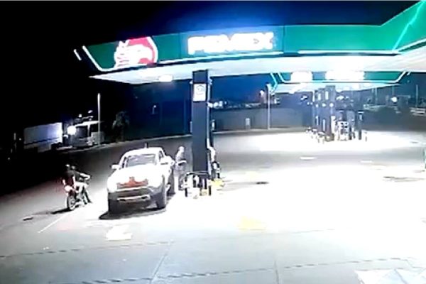 Captura de pantalla del video donde presuntamente asesinaron a Cuén Ojeda en Culiacán, Sinaloa