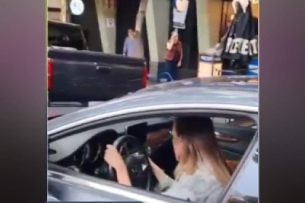 Darán acompañamiento a policía discriminado en Condesa y no sostendrán diálogo con mujer argentina