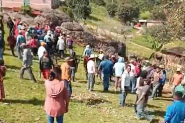 Enfrentamiento entre comunidades de Alcozauca, Guerrero, deja al menos un herido y cinco pobladores retenidos