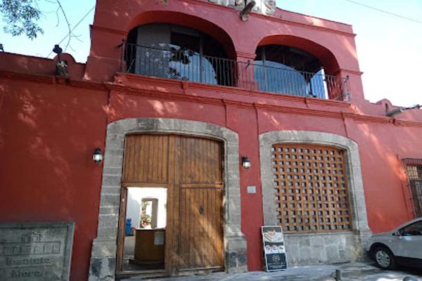 Investigadores del Instituto Mora denuncian que solo hay liquidez para 10 meses del 2025