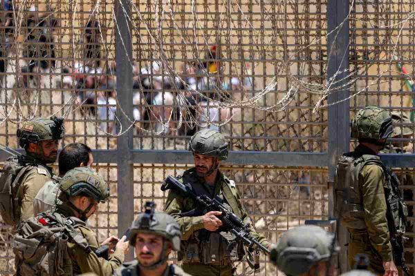 Israel reforzó sus fuerzas militares en la frontera con Siria