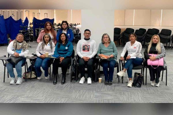 La ahora extitular de la Comisión Nacional de Búsqueda con familiares de desaparecidos en Tamauilipas