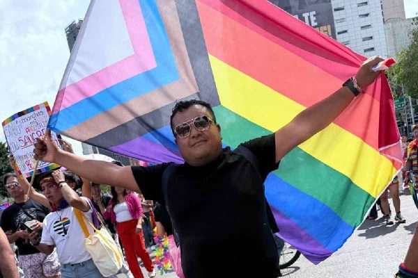 Matan a activista LGBT y a su pareja en límites de Hidalgo y Edomex; volvían de la Marcha del Orgullo