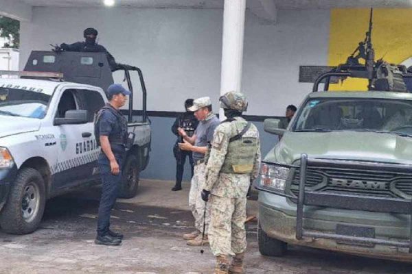 Michoacán: Cherán continúa en alerta tras ataque armado; más de 2 mil activistas exigen justicia