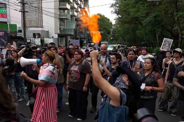 “No habrá represión”: Brugada dice que habrá protocolos en marcha contra la gentrificación