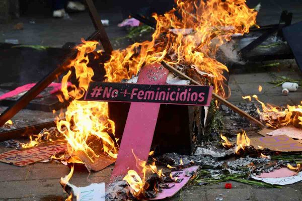Oaxaca registra 43 muertes violentas de mujeres en seis meses; la mayoría por disparos y en el hogar