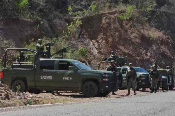 Organizaciones denuncian que habitantes de la Sierra de Chihuahua son desplazados por violencia