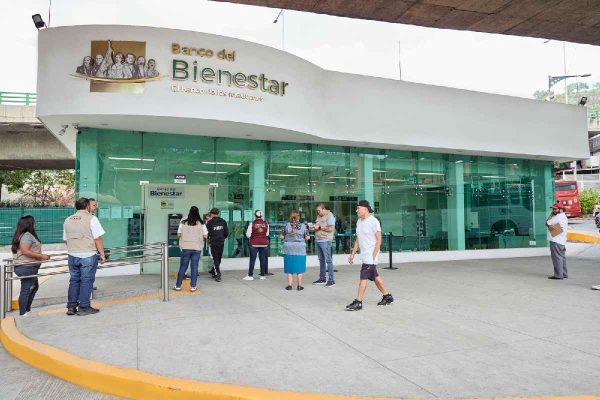 Puedes retirar tu Pensión del Bienestar en las sucursales del banco del Bienestar