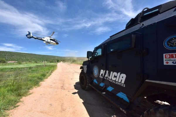 Quema de vehículos y bloqueos en Aguascalientes dejan 18 personas detenidas tras operativo