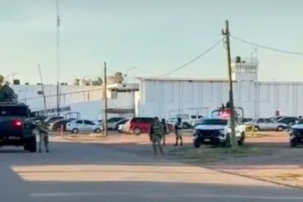 Secuestran a cuatro familiares del “Tito”, uno de los reos asesinados en la riña en el penal de Ahome, Sinaloa