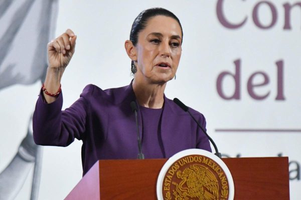 Sheinbaum pide a empresarios fortalecer y acelerar compromisos para cumplir metas del Plan México 