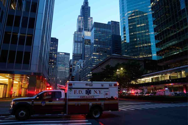 Un tiroteo en el centro de Nueva York dejó al menos 4 muertos