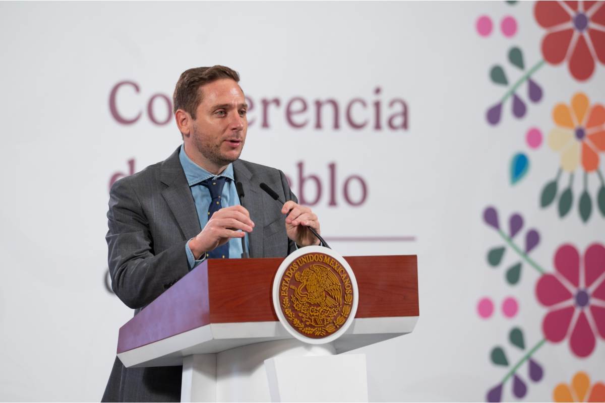 Gobierno dice que ya compró el 96% de medicamentos; presenta plataforma para monitorear abasto y a qué hospitales se enviaron