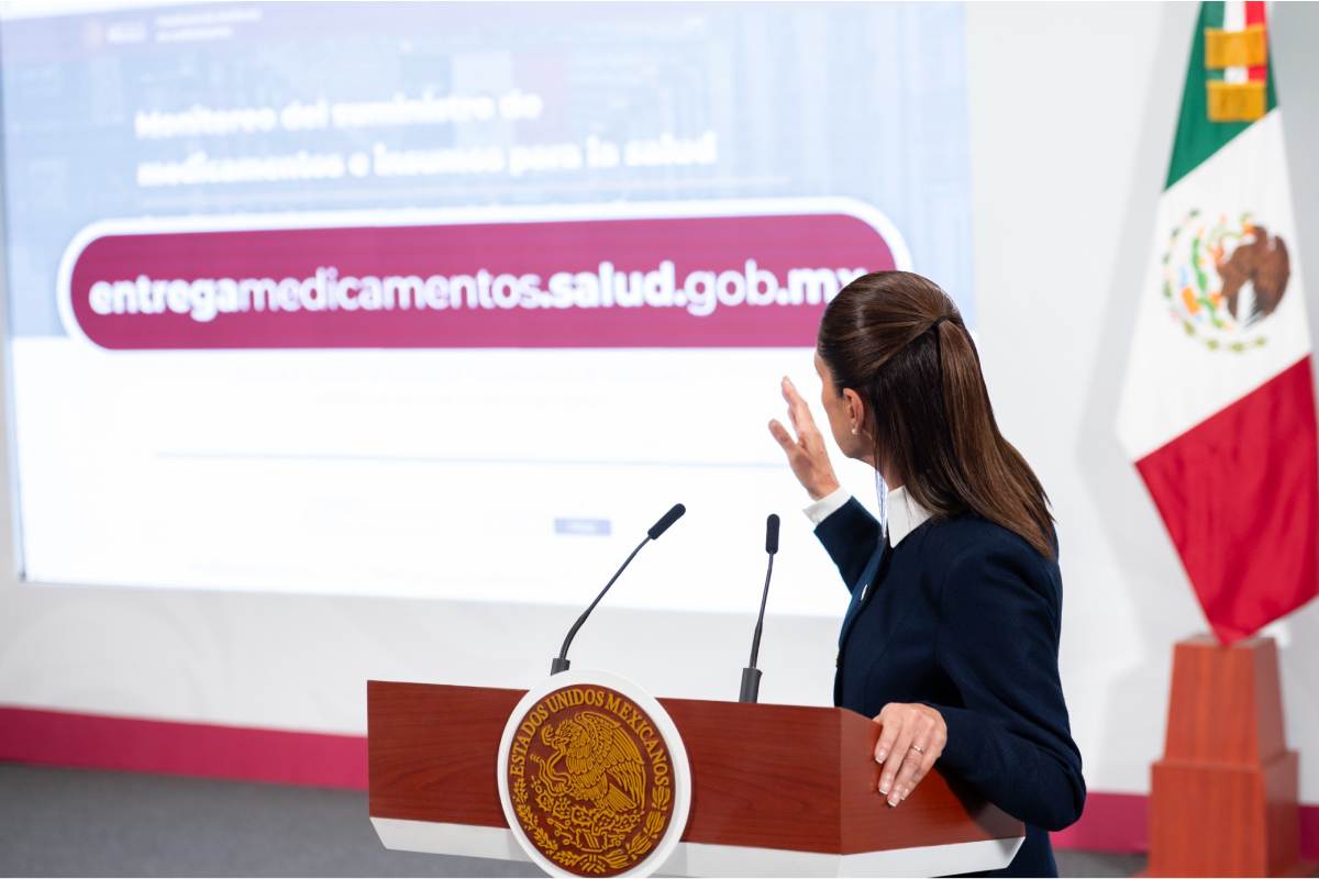 Gobierno dice que ya compró el 96% de medicamentos; presenta plataforma para monitorear abasto y a qué hospitales se enviaron