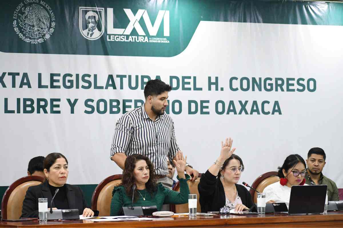congreso oaxaca suspende poderes municipio zapotitlán palmas violencia politica genero