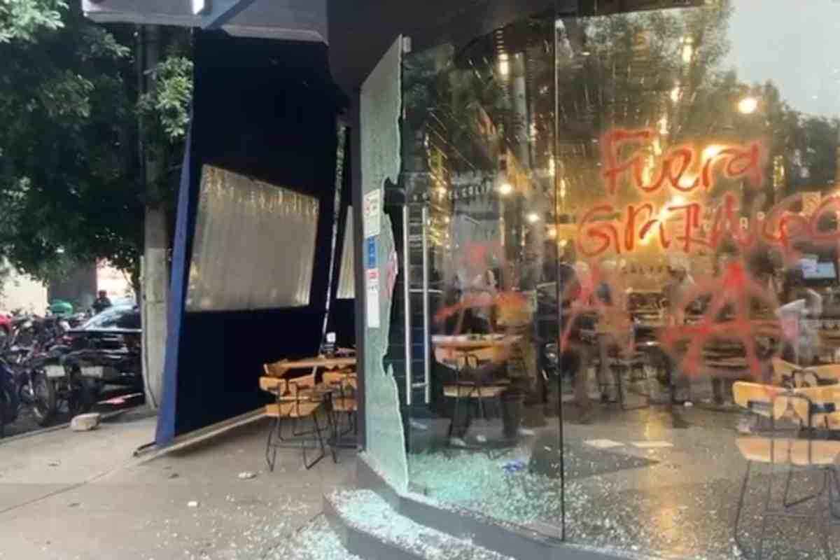 gentrificacion-cdmx-protesta-danos-cuauhtemoc-alessandra-rojo
