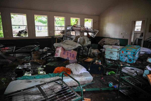 Van 68 muertos por inundaciones en Texas; cifra podría aumentar mientras buscan a desaparecidos