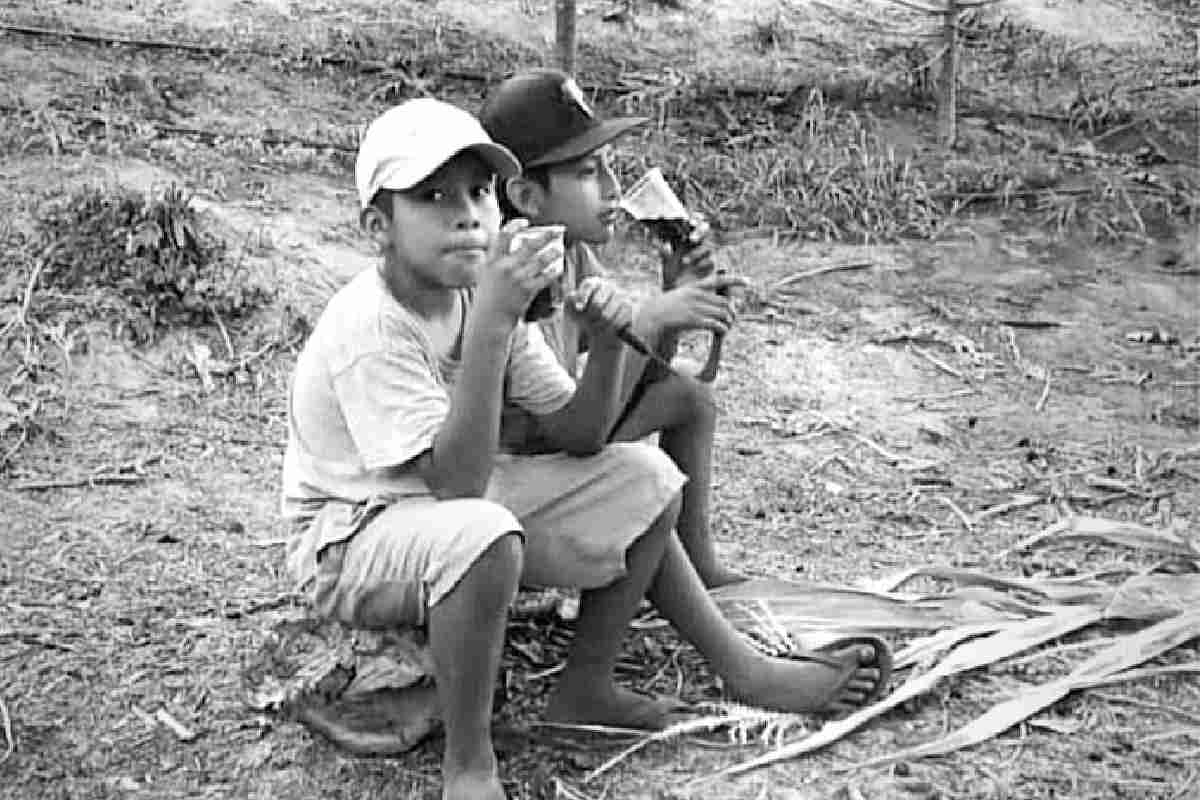 niños asesinados aquila Michoacán