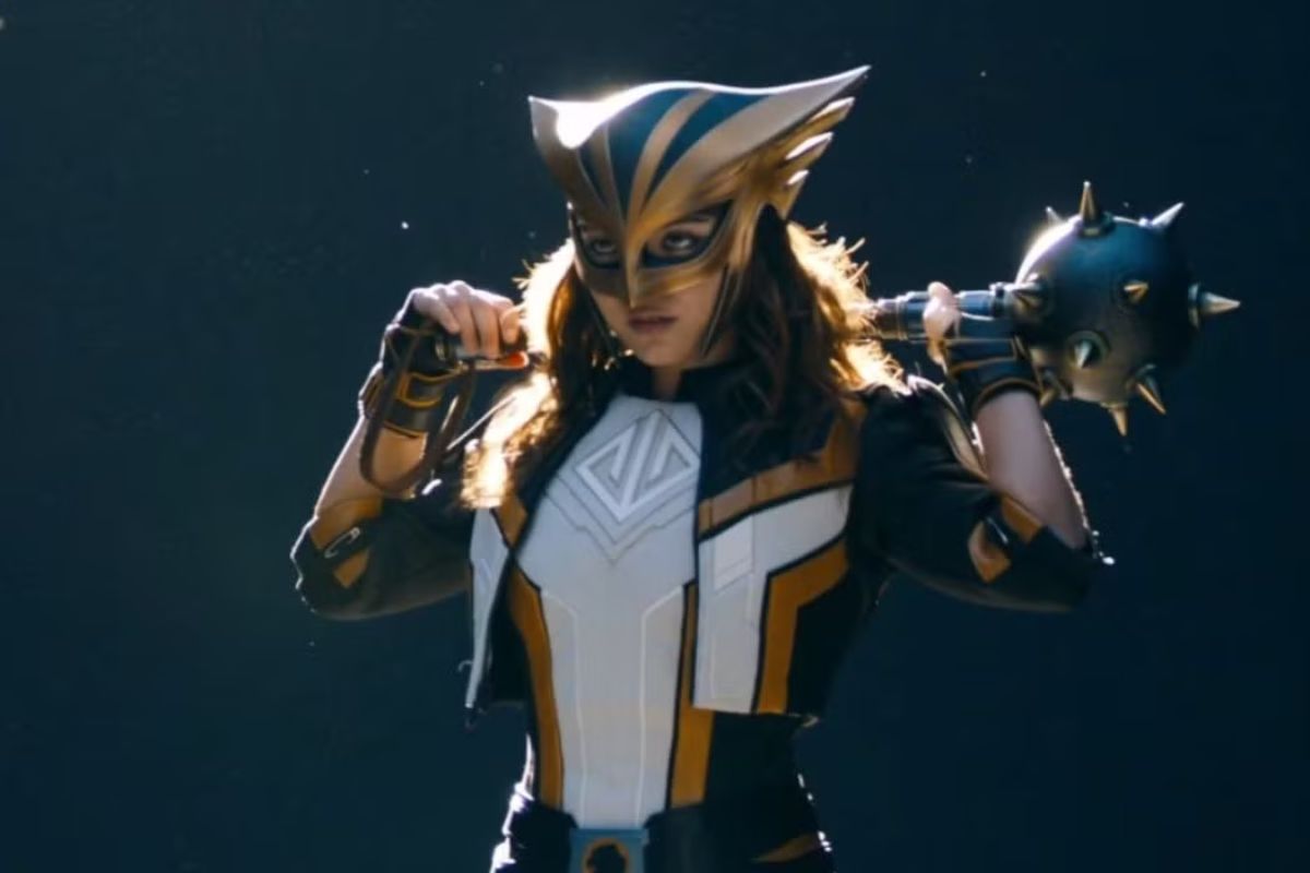 Isabela Merced es Kendra Saunders/Hawkgirl