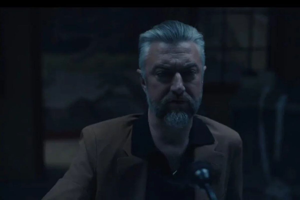 maxwell lord superman sean gunn