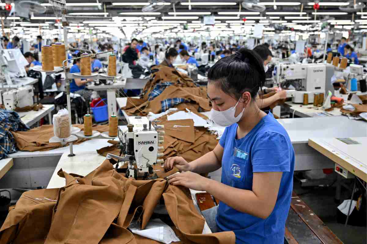 Trump anuncia acuerdo comercial con Vietnam antes de que expire tregua arancelaria 