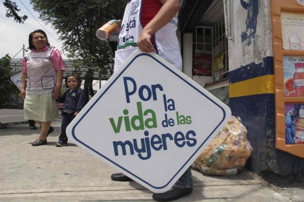 Da a luz niña rarámuri de 11 años; surgen exigencias para indagar abuso infantil 