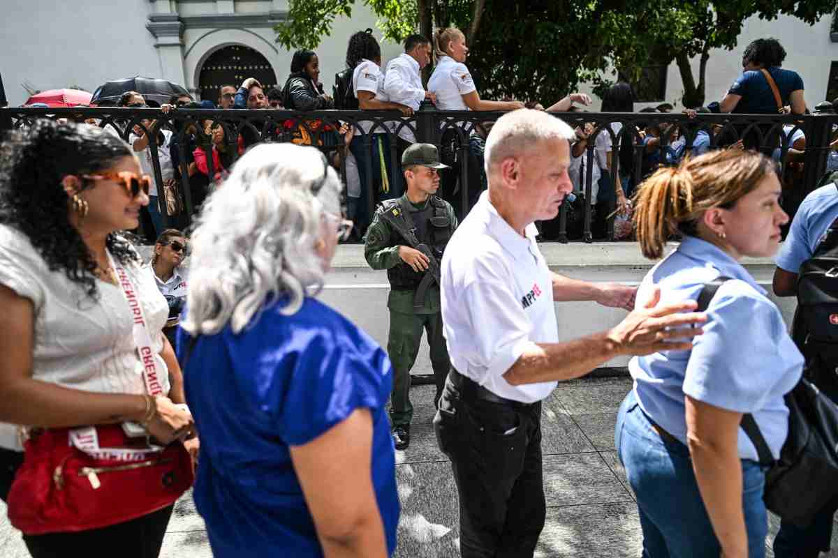 EU amenaza venezuela