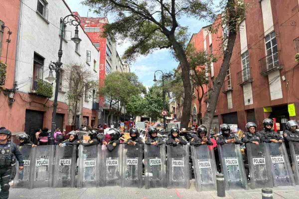 Gobierno CDMX prepara protocolos de atención durante desalojos; pide a Derechos Humanos presentarse
