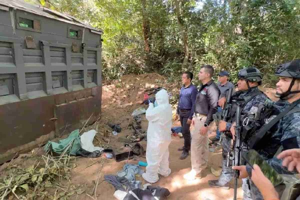 Guatemala recibe a chiapanecos desplazados por violencia; gobierno de Chiapas dice que son familiares de criminales