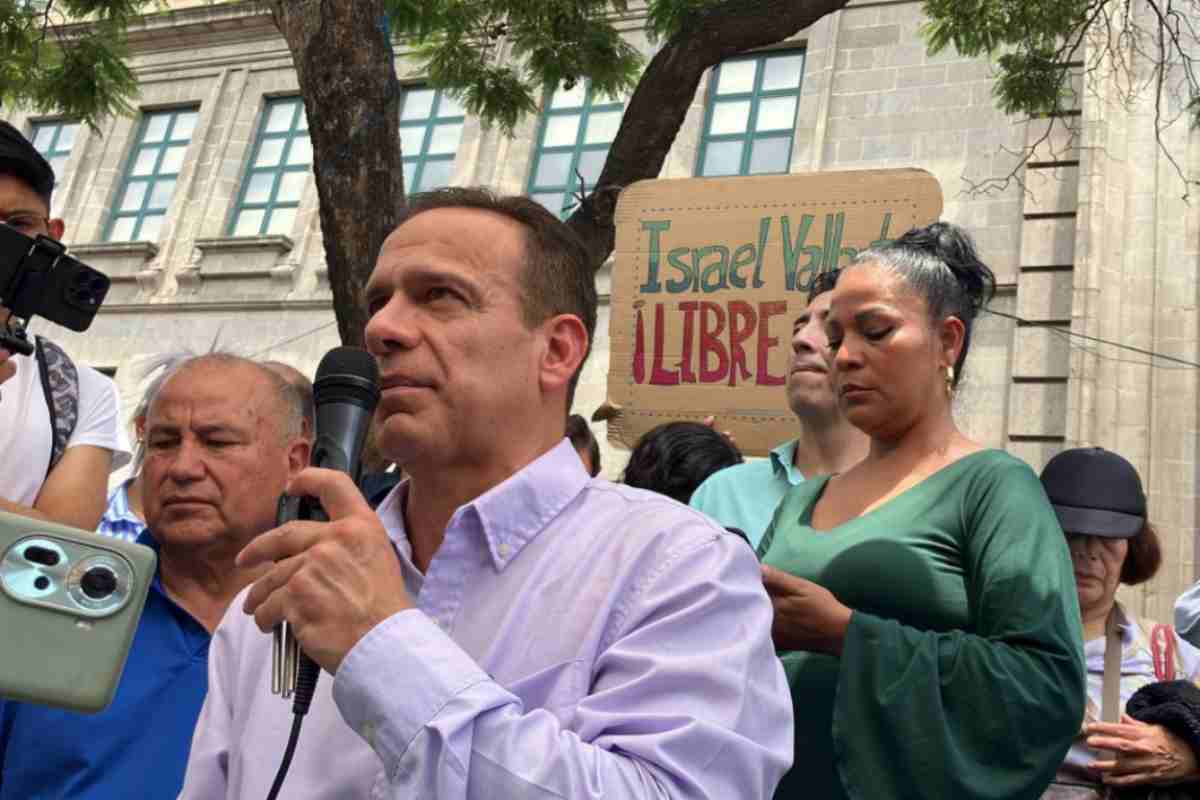 Israel Vallarta sin sentencia