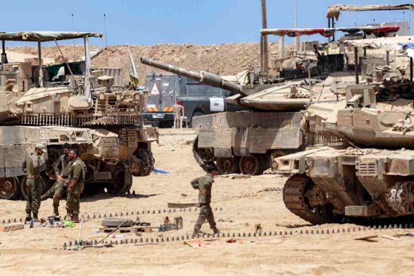 Israel aprueba que su ejército tome el control de Gaza