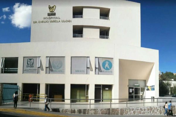 Joven de 17 años muere por probable rabia humana en Zacatecas; fue mordida por un zorrillo