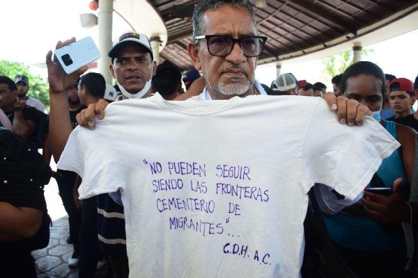 Luis Villagrán, activista detenido y señalado por tráfico de personas