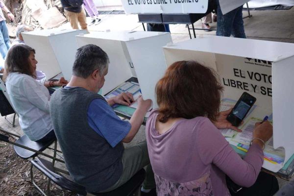 Magistrado Reyes Rodríguez propone a Tribunal anular elección de ministros de Corte por acordeones