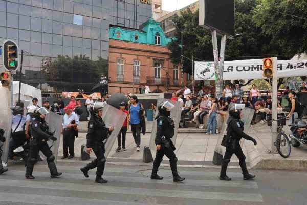 Operativo en el plantón 4 20 de Metro Hidalgo