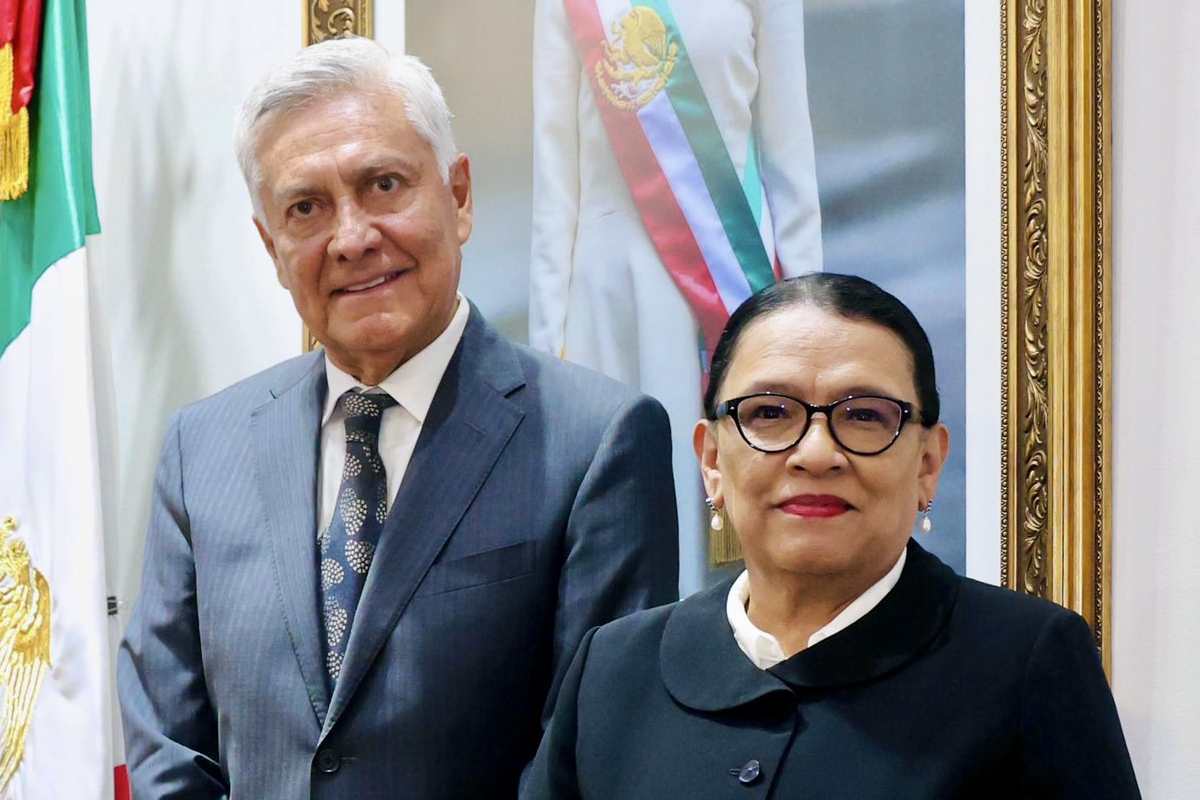 Rosa Icela Rodríguez junto con Cristóbal Arias