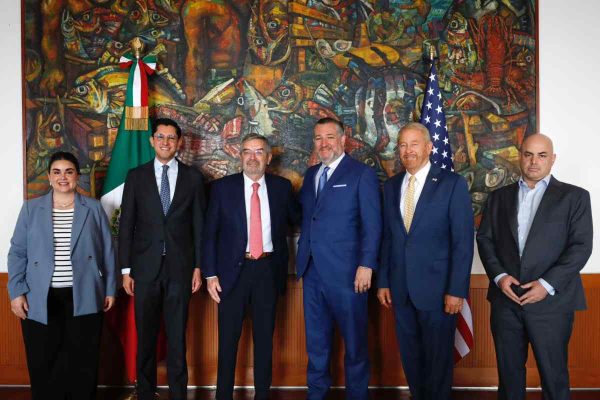 SRE rechaza, por segunda ocasión, cooperación de EU para combatir a cárteles mexicanos 